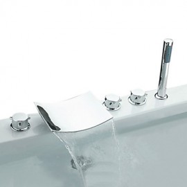 cascade chrome trois poignées de robinet de la baignoire généralisée