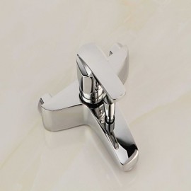 robinet de baignoire finition chrome contemporaine avec douchette